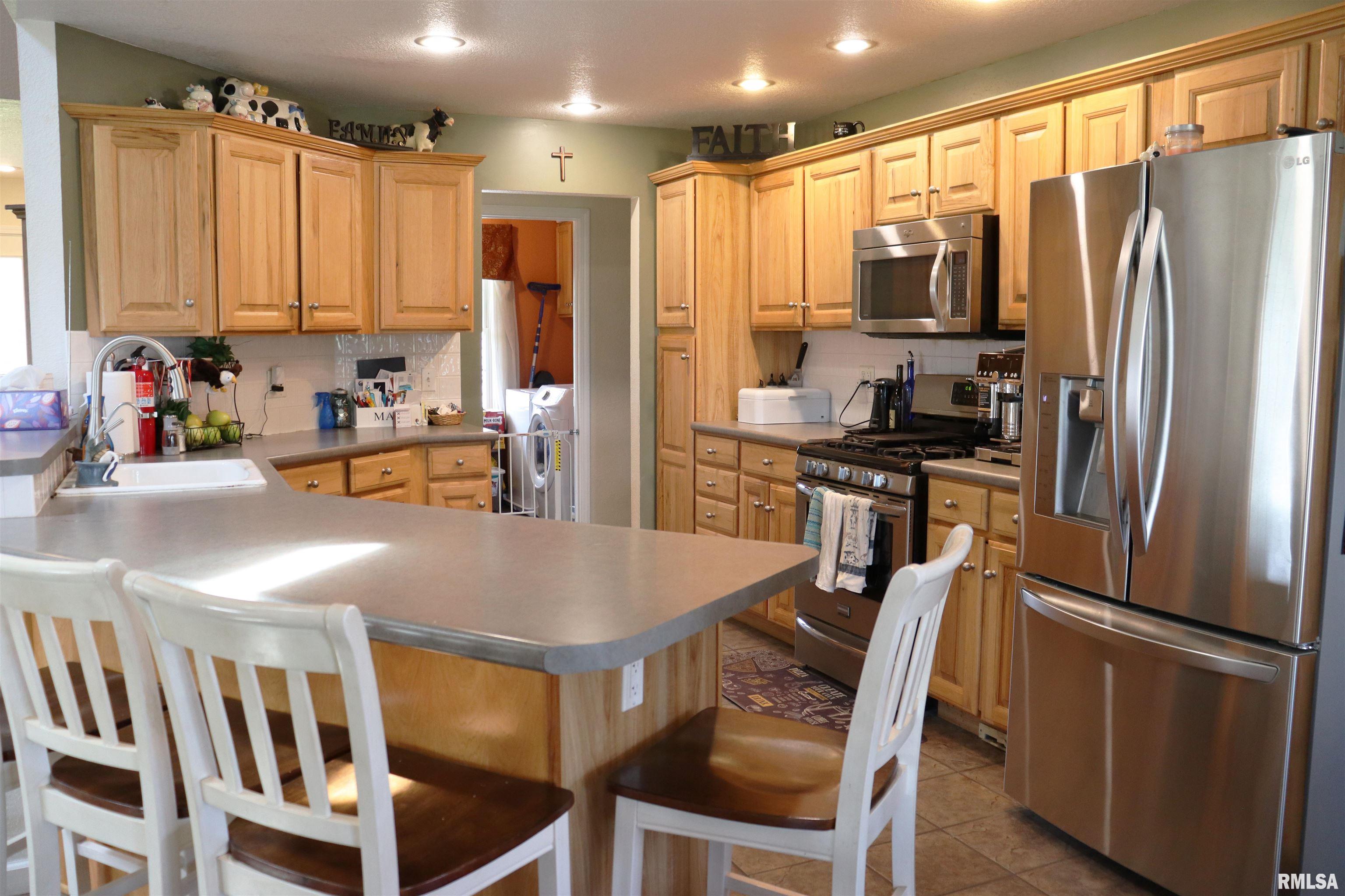 1157 East Guth Road Washington, IL 61571 - Photo 8 of 74