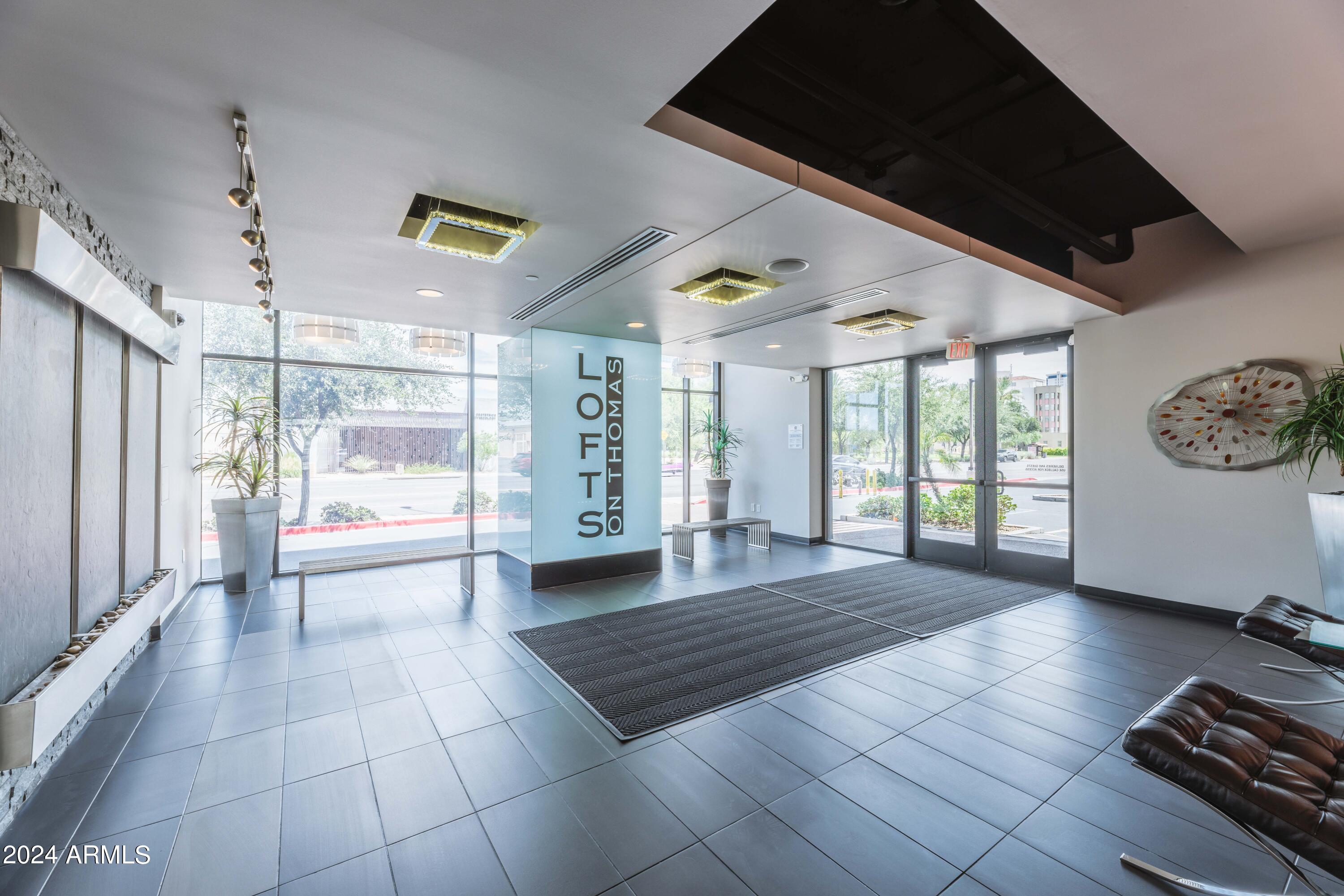 535 West Thomas Road, Unit 503 Phoenix, AZ 85013 - Photo 4 of 30 535 West Thomas Road 503--11