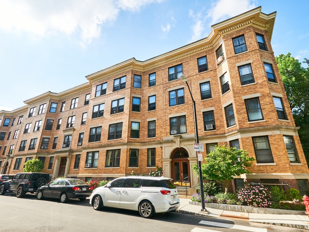 8 Newport Road, Unit 8 Cambridge, MA 02140 - Photo 1 of 21 Gallery Image 1