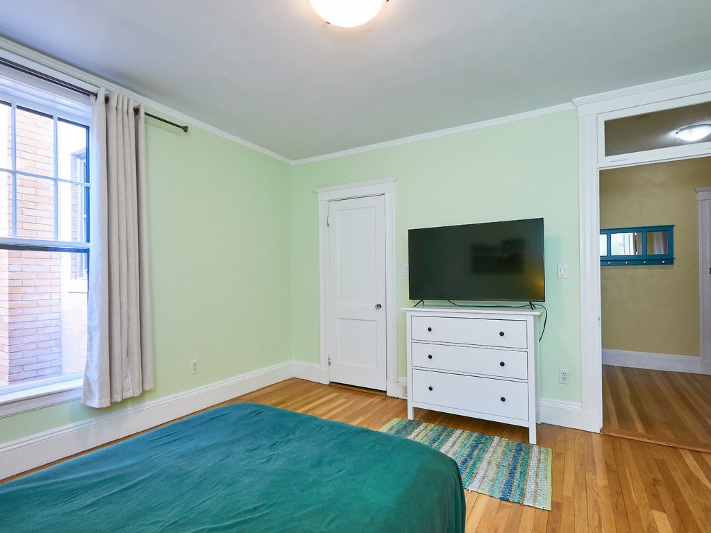 8 Newport Road, Unit 8 Cambridge, MA 02140 - Photo 16 of 21 Gallery Image 16