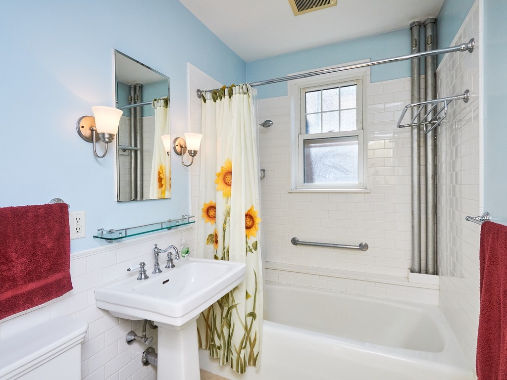 8 Newport Road, Unit 8 Cambridge, MA 02140 - Photo 18 of 21 Gallery Image 18