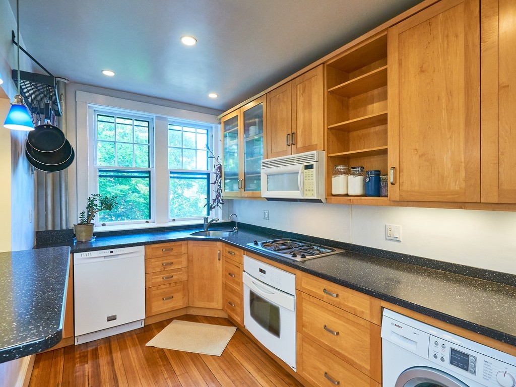 8 Newport Road, Unit 8 Cambridge, MA 02140 - Photo 4 of 21 Gallery Image 4