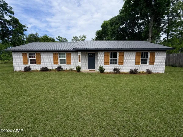 $219,000 | 5455 11th Street, Malone, FL 32445