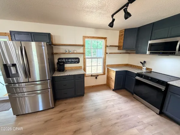 $219,000 | 5455 11th Street, Malone, FL 32445