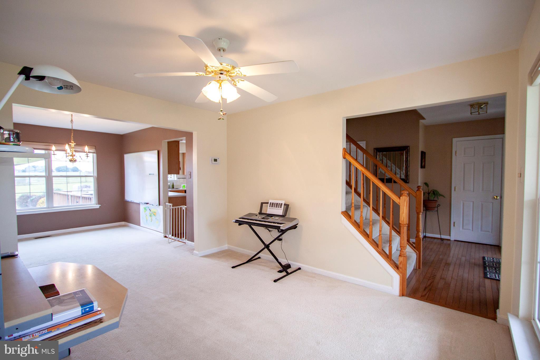 608 Hopewell Road Rising Sun, MD 21911 - Photo 15 of 44 Living Room
