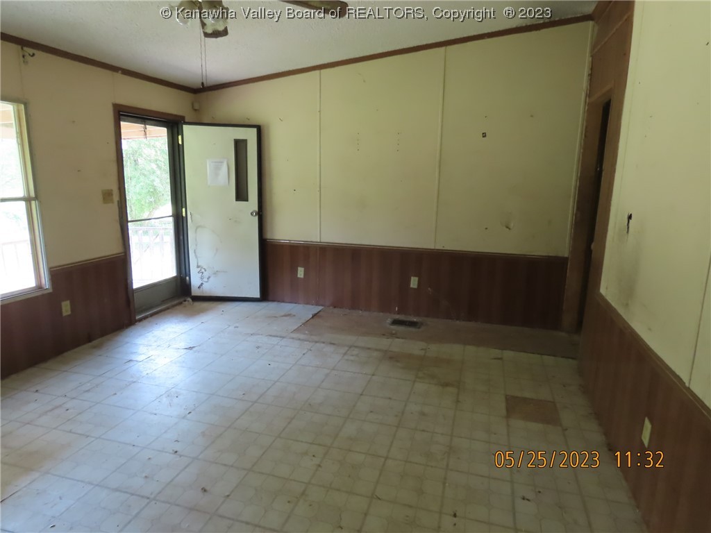 424 East Fork Road Harts, WV 25524 - Photo 5 of 16 Gallery Image 5