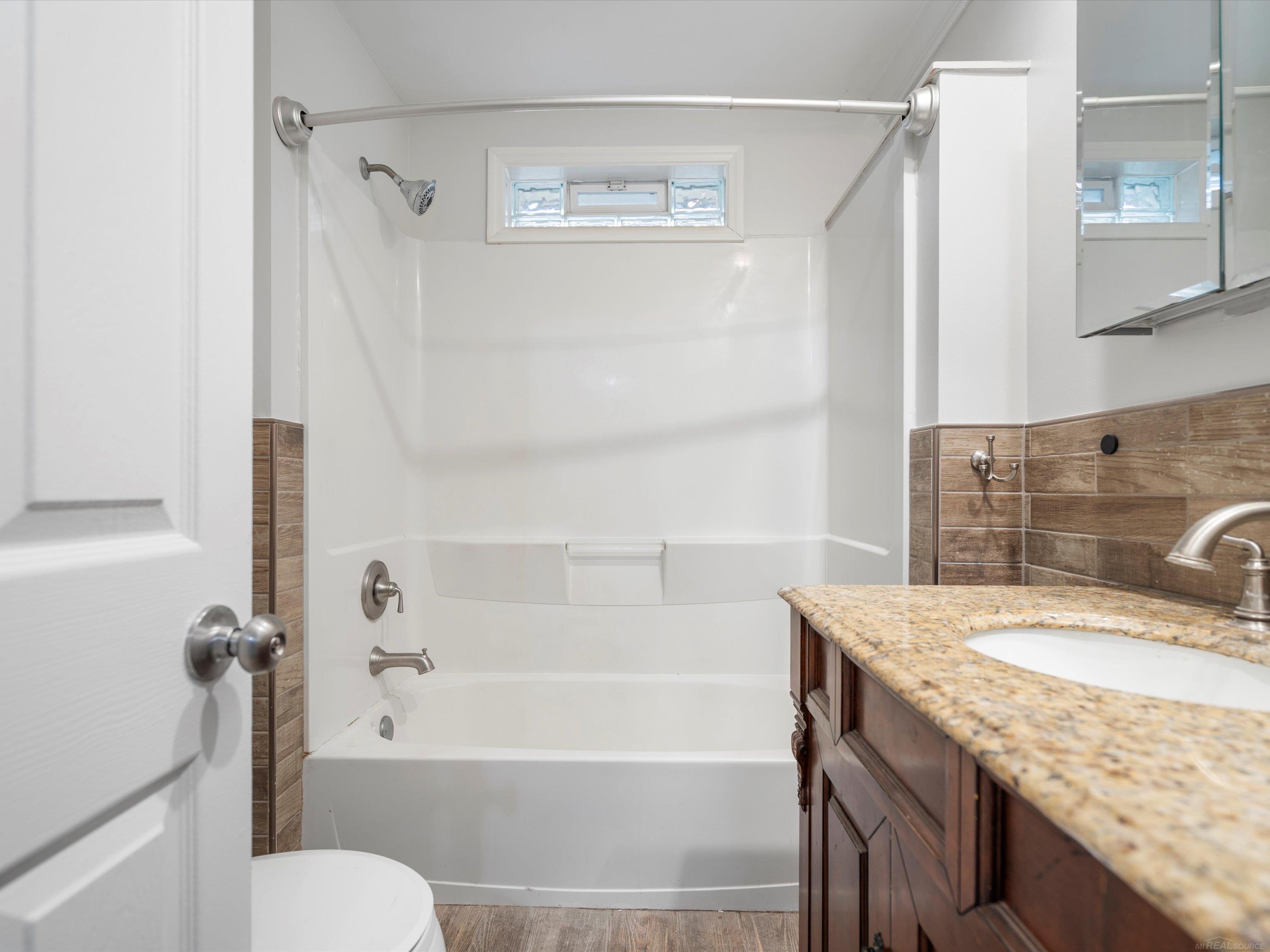 220 Michelson Road Rochester Hills, MI 48307 - Photo 7 of 19