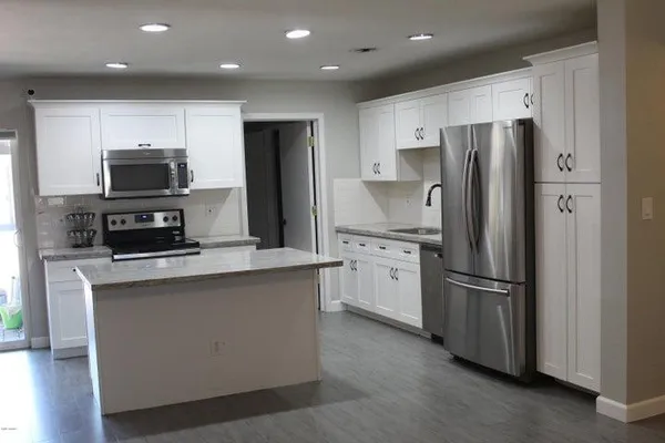 $2,495 | 757 East Loyola Drive, Tempe, AZ 85282