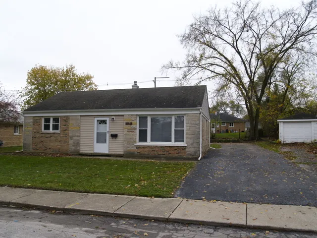 $119,900 | 17 Oak Lane, Park Forest, IL 60466