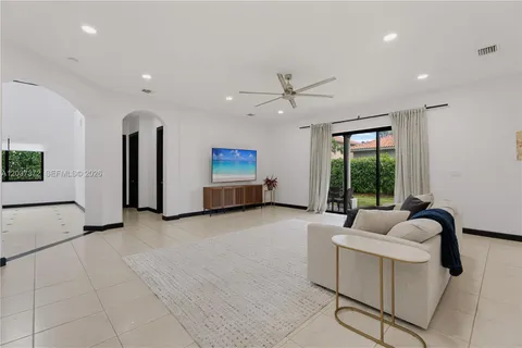 $1,199,000 | 7504 Southwest 188th Terrace, Cutler Bay, FL 33157