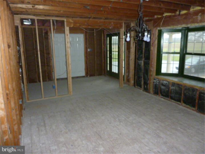 2035 Springer Road Harleysville, PA 19438 - Photo 5 of 24 Gallery Image 5