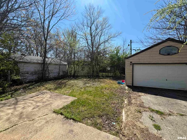 $97,900 | 12 Gettysburg Drive, Springfield, IL 62702