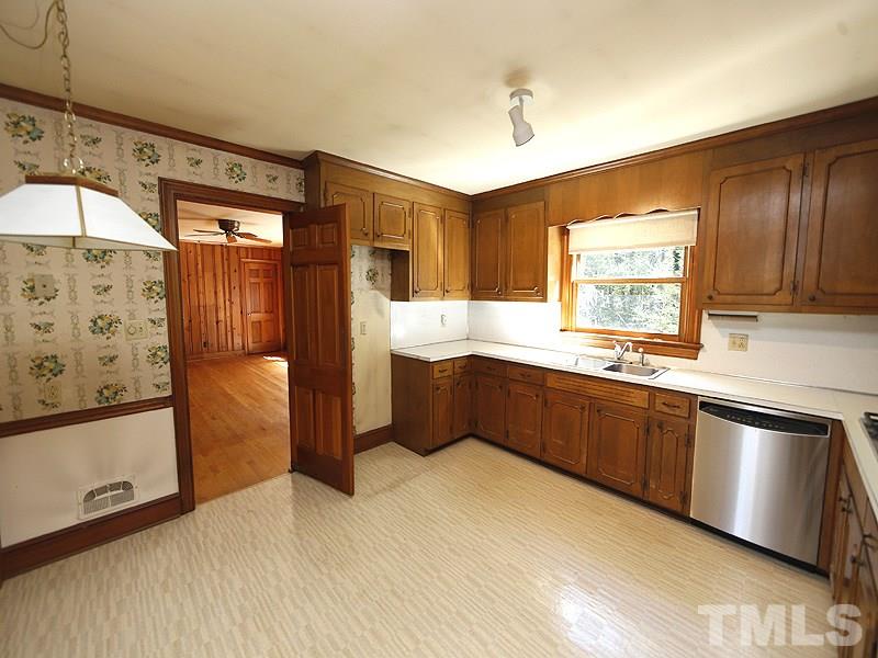5011 Rembert Drive Raleigh, NC 27612 - Photo 6 of 20 Gallery Image 6