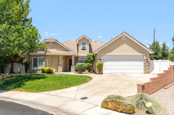 $650,000 | 621 East 940 South, St. George, UT 84790