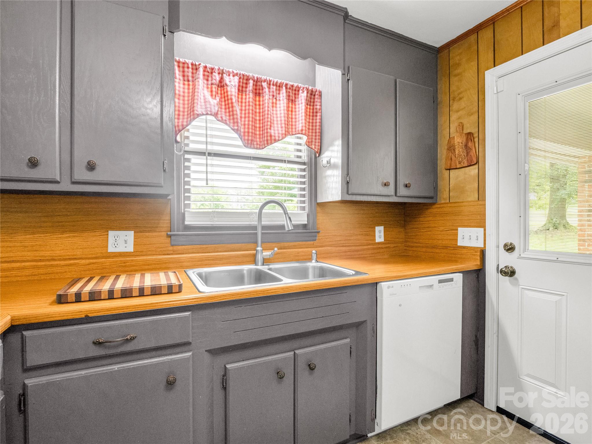 72 McEntire Road Tryon, NC 28782 - Photo 15 of 45