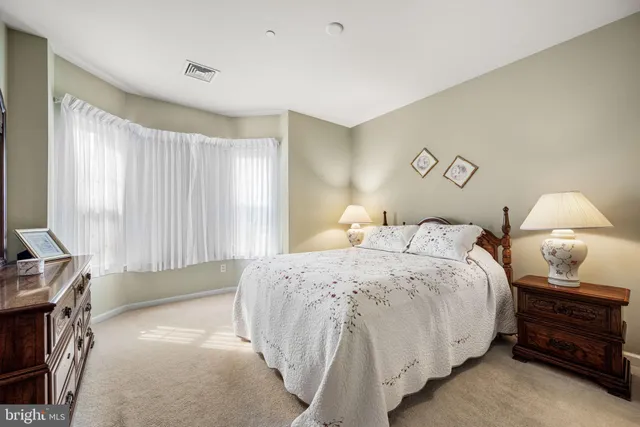 $297,500 | 113 Creekside Drive, Unit 3, Brookhaven, PA 19015