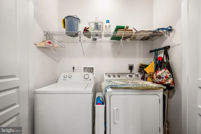 $297,500 | 113 Creekside Drive, Unit 3, Brookhaven, PA 19015