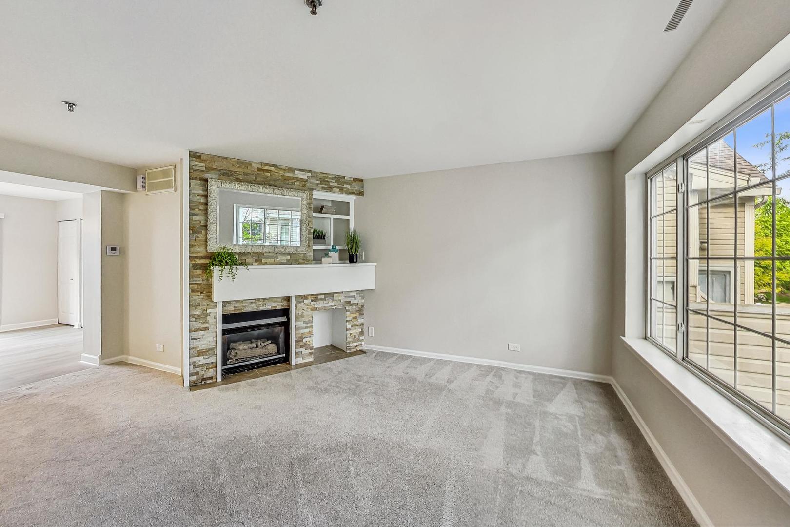 313 Rosebud Court, Unit 313 Bolingbrook, IL 60440 - Photo 3 of 31