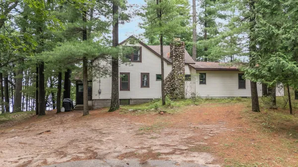 $1,990,000 | N2286 Fern Avenue, Waupaca, WI 54981