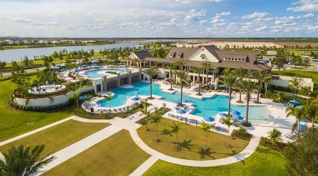 $1,090,000 | 1345 Harvester Crossing, Loxahatchee, FL 33470