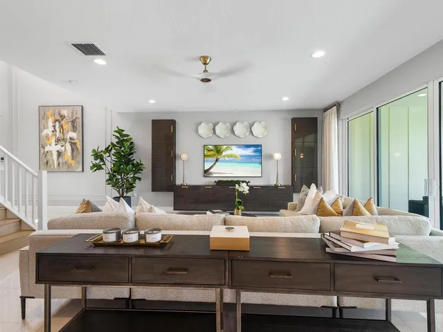 $1,090,000 | 1345 Harvester Crossing, Loxahatchee, FL 33470