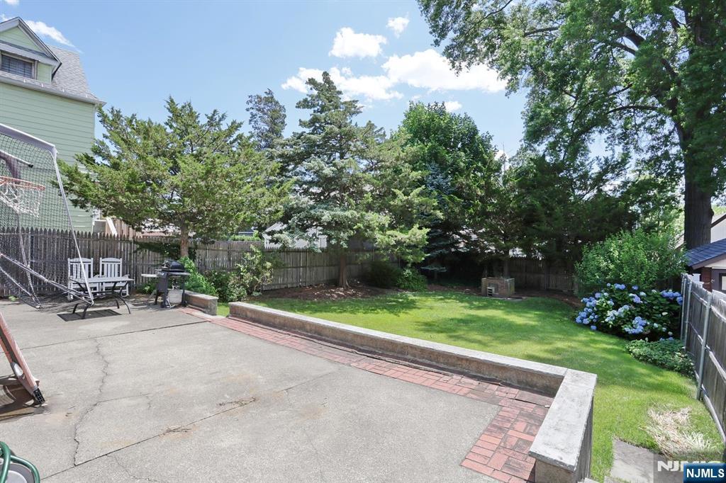 45 Webster Street Ridgefield Park, NJ 07660 - Photo 35 of 40
