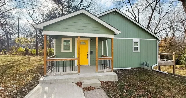 $217,500 | 340 North 26th Street, Kansas City, KS 66102