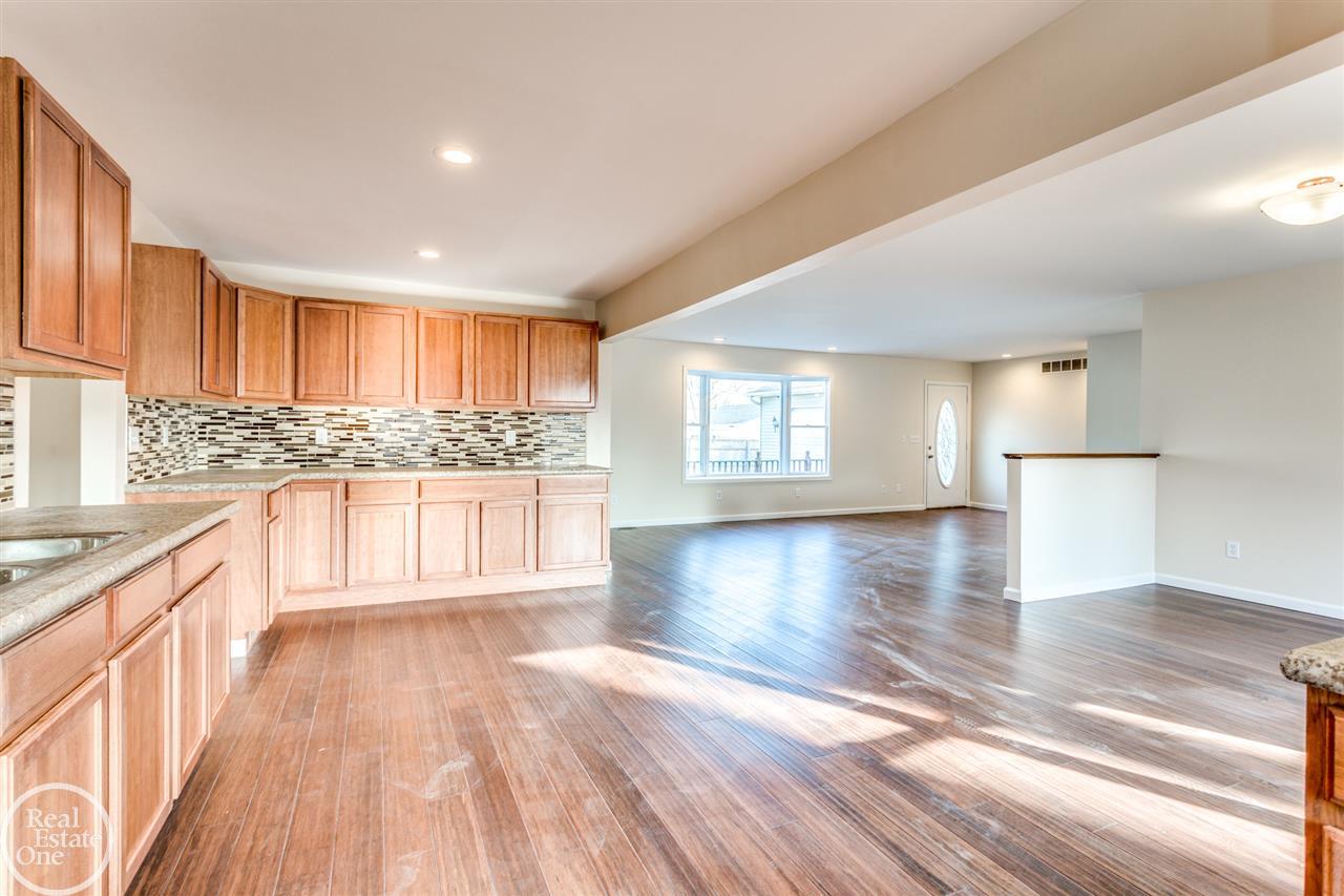 3112 Rabidue Road North Street, MI 48049 - Photo 13 of 32 31400186-12.JPG