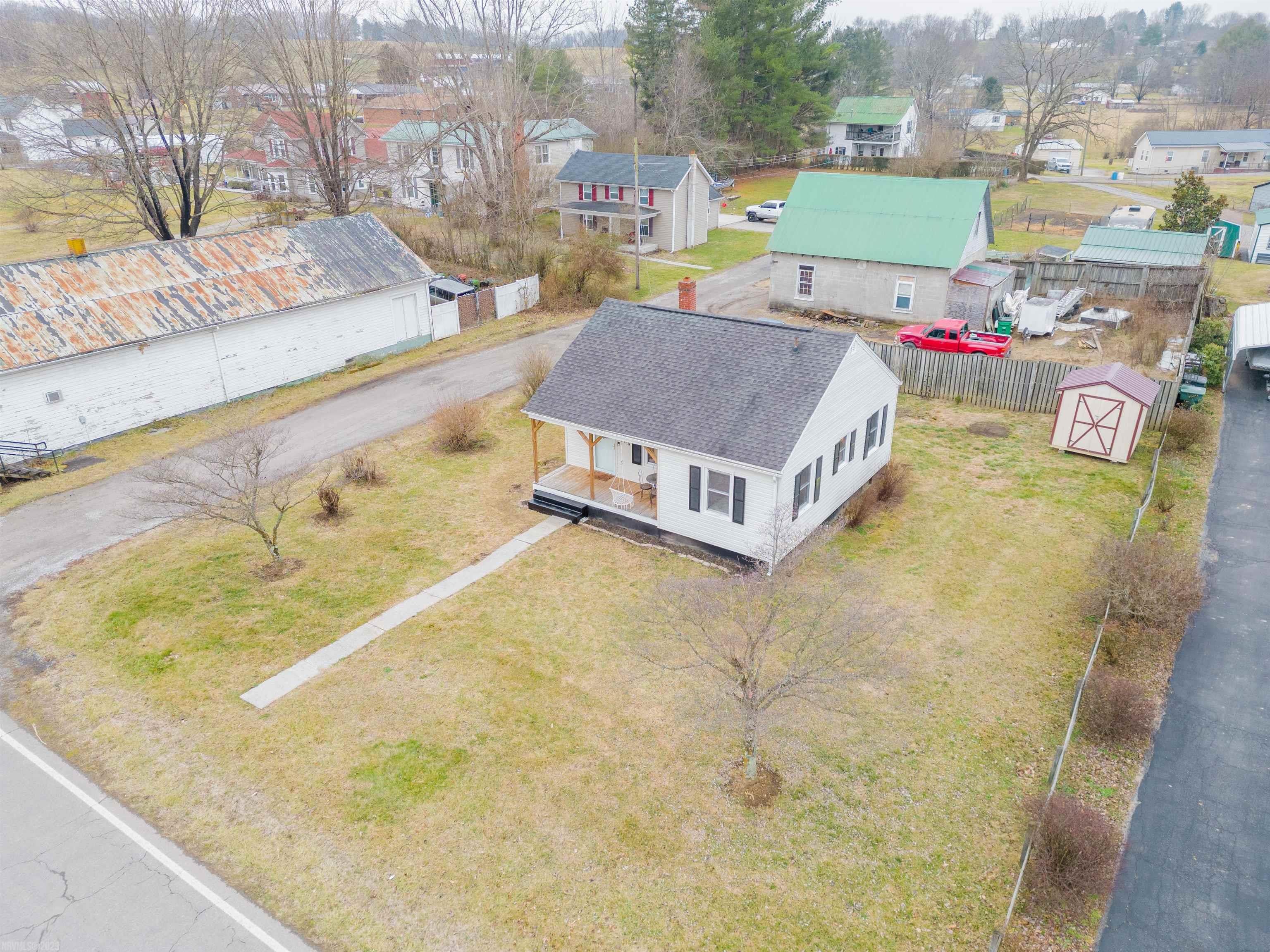 7585 Belspring Road Radford, VA 24141 - Photo 36 of 39 Gallery Image 36