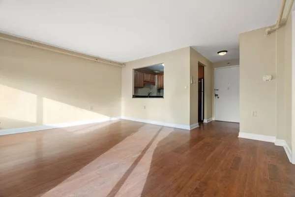 $615,000 | 872 Massachusetts Avenue, Unit 304, Cambridge, MA 02139