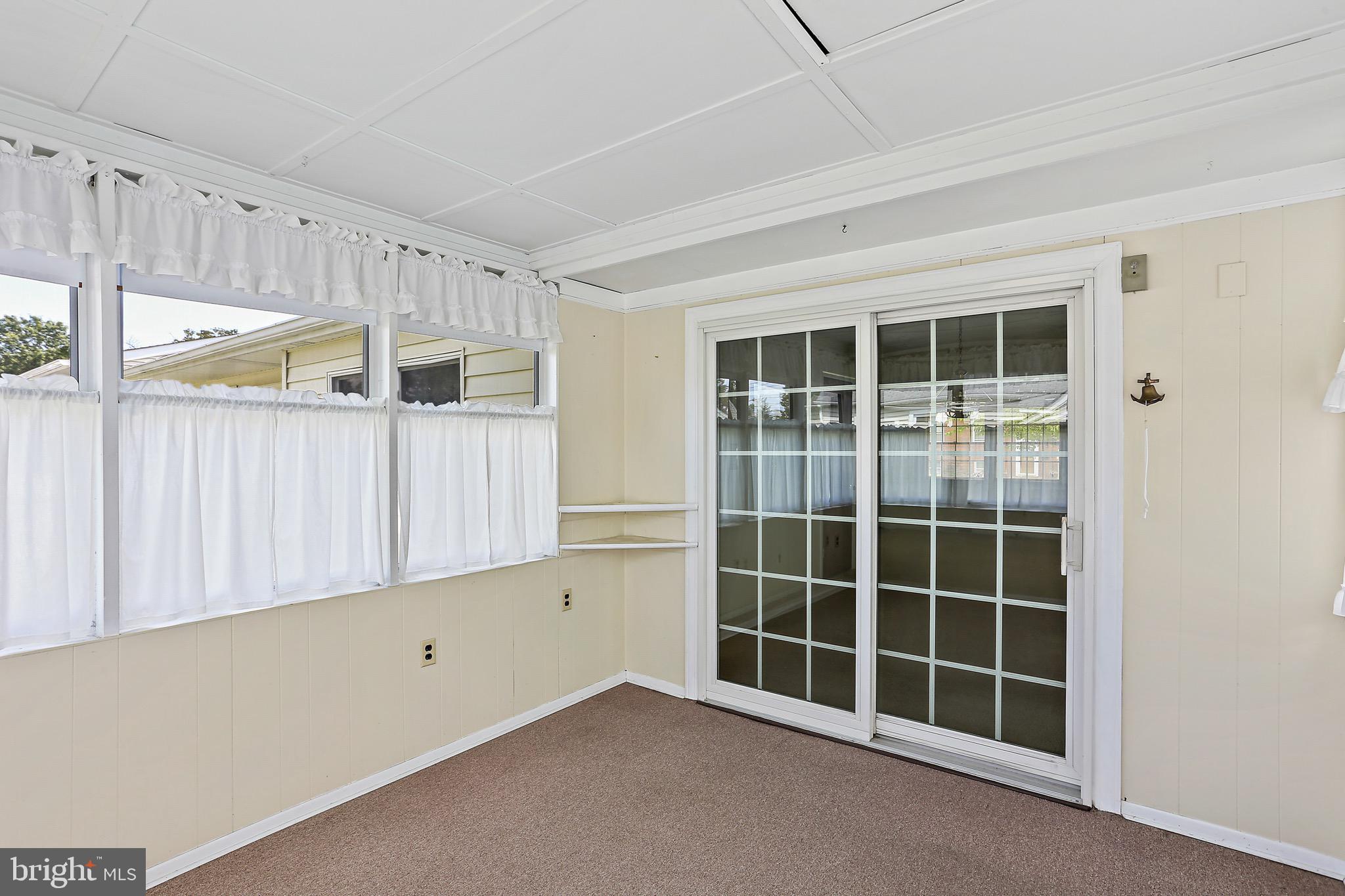 8463 Miramar Road Pasadena, MD 21122 - Photo 22 of 39 sunroom