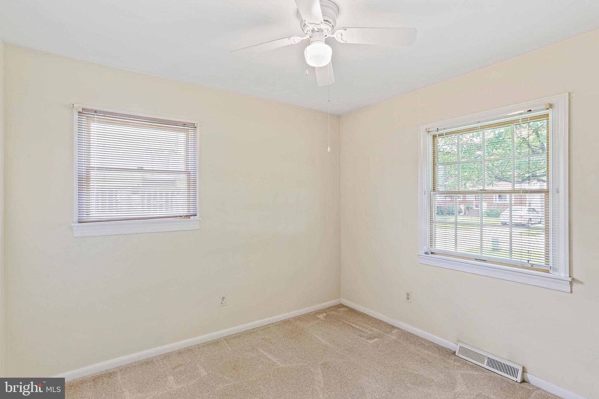 8463 Miramar Road Pasadena, MD 21122 - Photo 5 of 39 Gallery Image 5