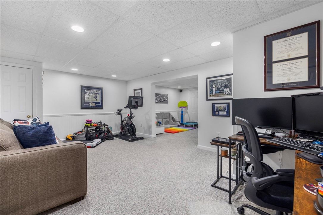 14 Canton Court Cranston, RI 02921 - Photo 40 of 50
