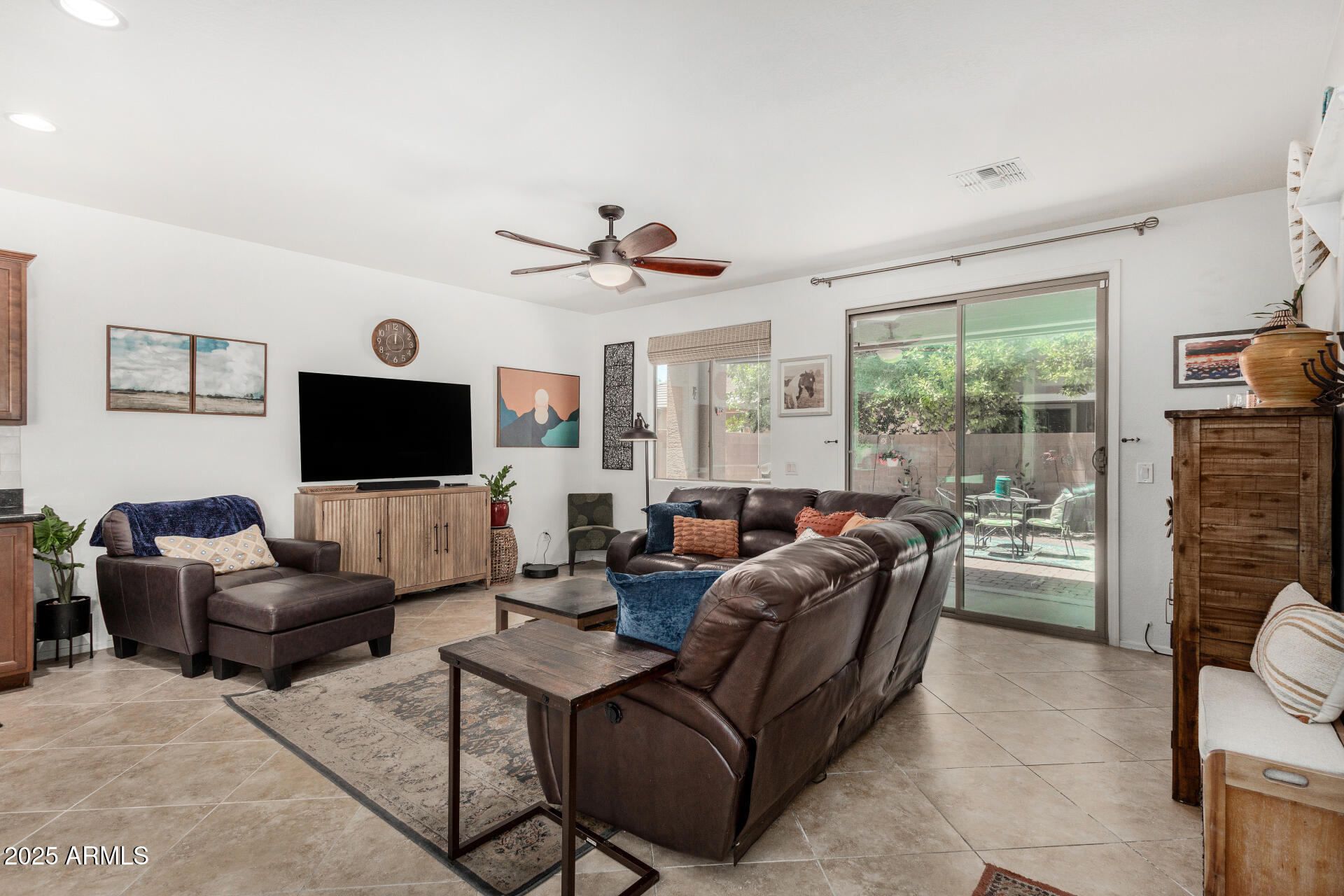 2048 South Martingale Road Gilbert, AZ 85295 - Photo 13 of 45 Martingale