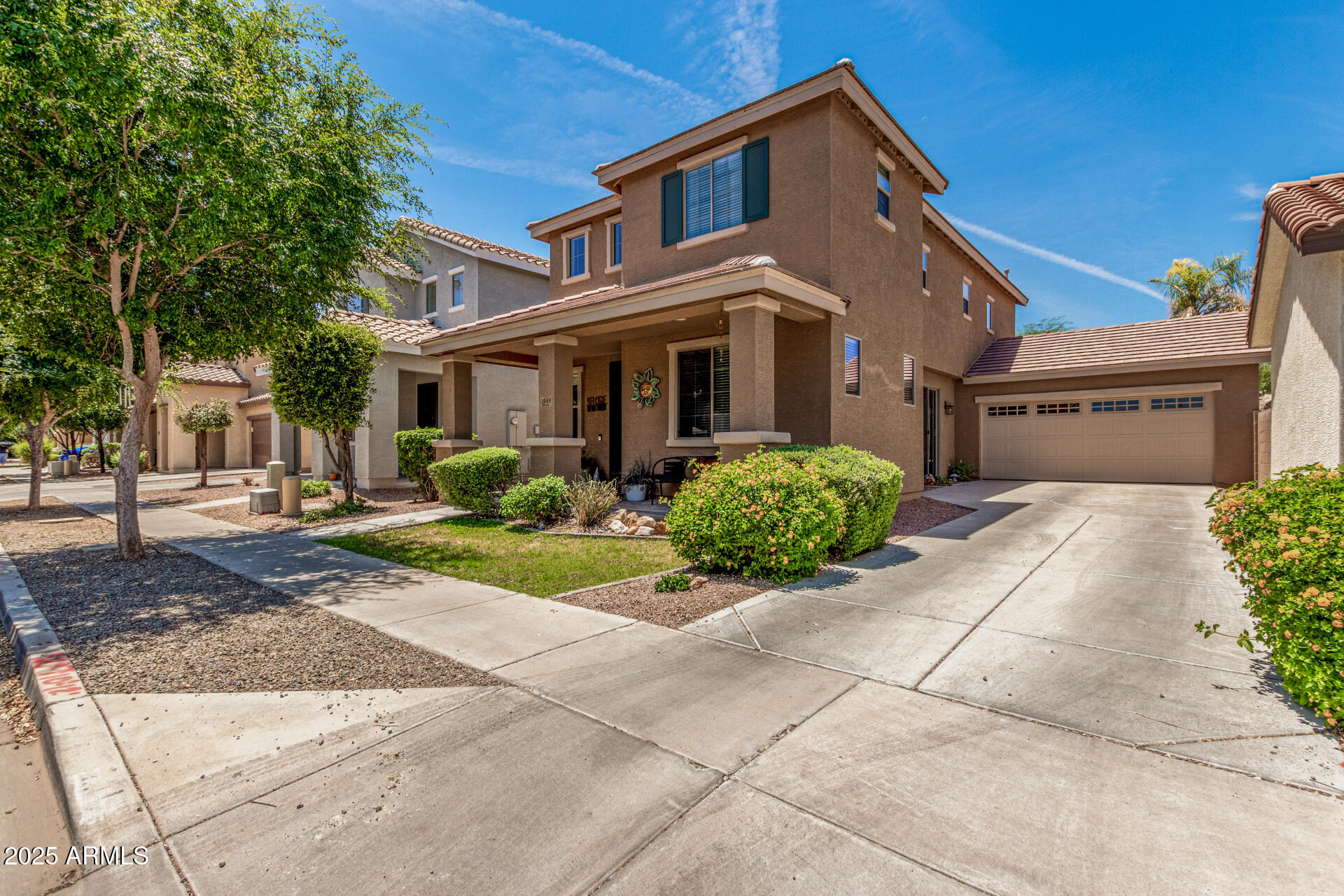 2048 South Martingale Road Gilbert, AZ 85295 - Photo 5 of 45 Martingale