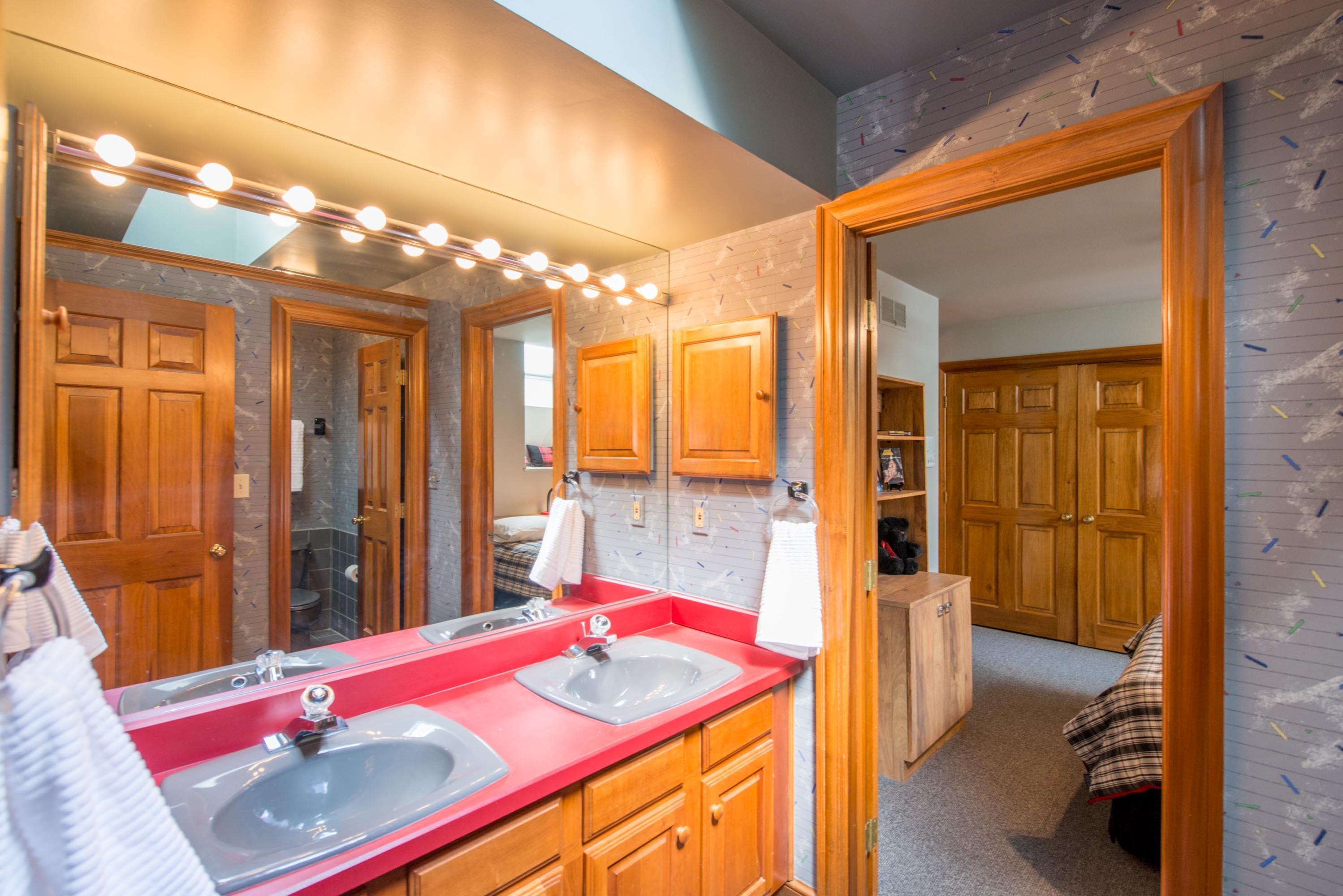 2101 Cheltenham Road Columbus, OH 43220 - Photo 22 of 28