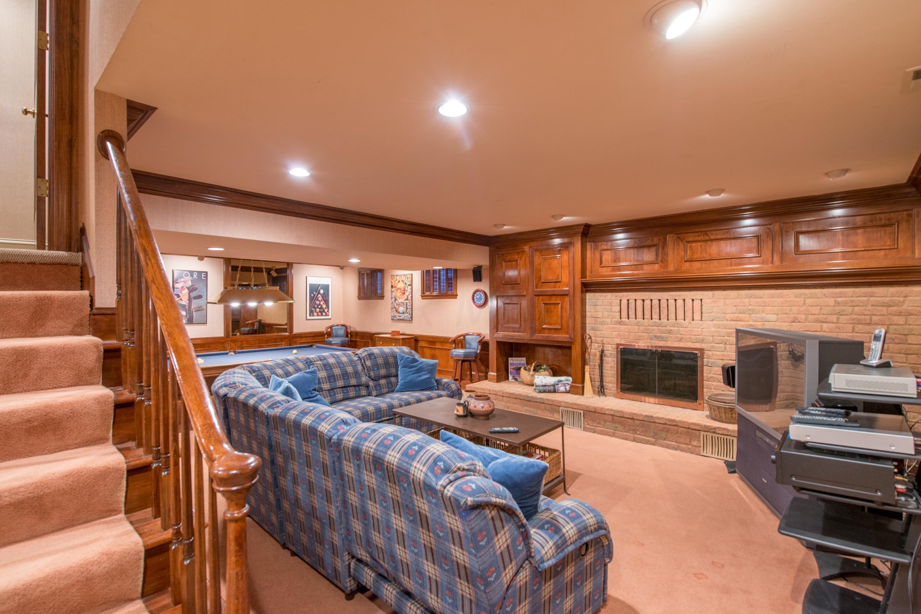 2101 Cheltenham Road Columbus, OH 43220 - Photo 25 of 28