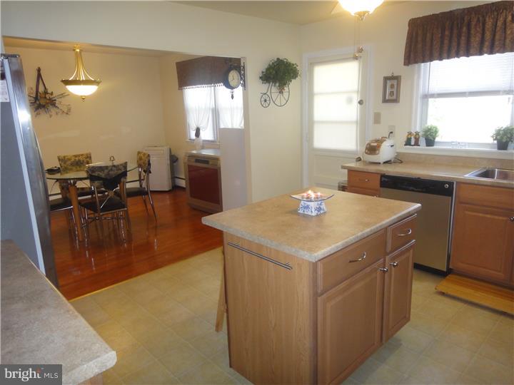 2150 Weir Road Aston, PA 19014 - Photo 10 of 18