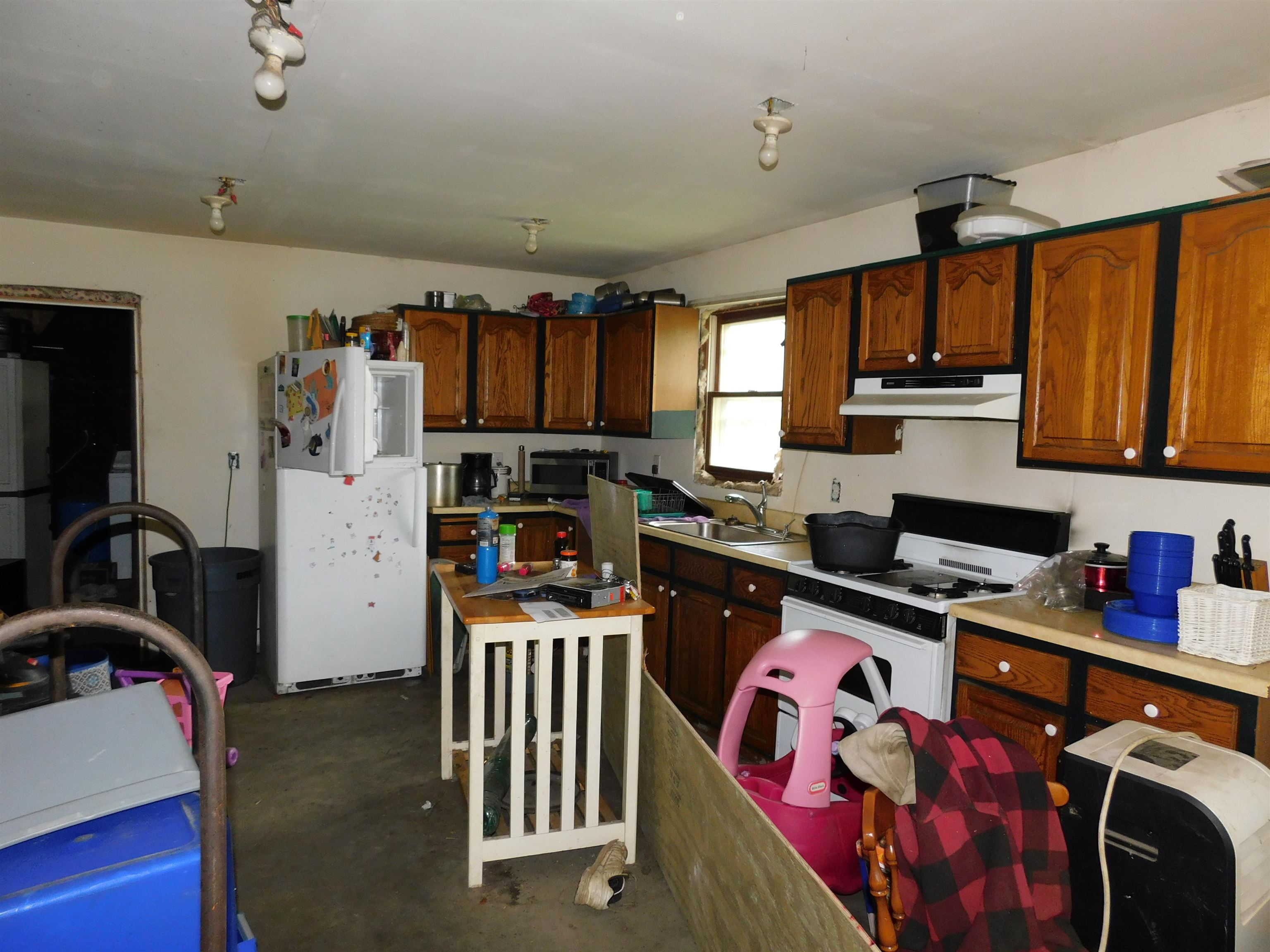 286 Schmidt Road Andover, VT 05143 - Photo 6 of 12