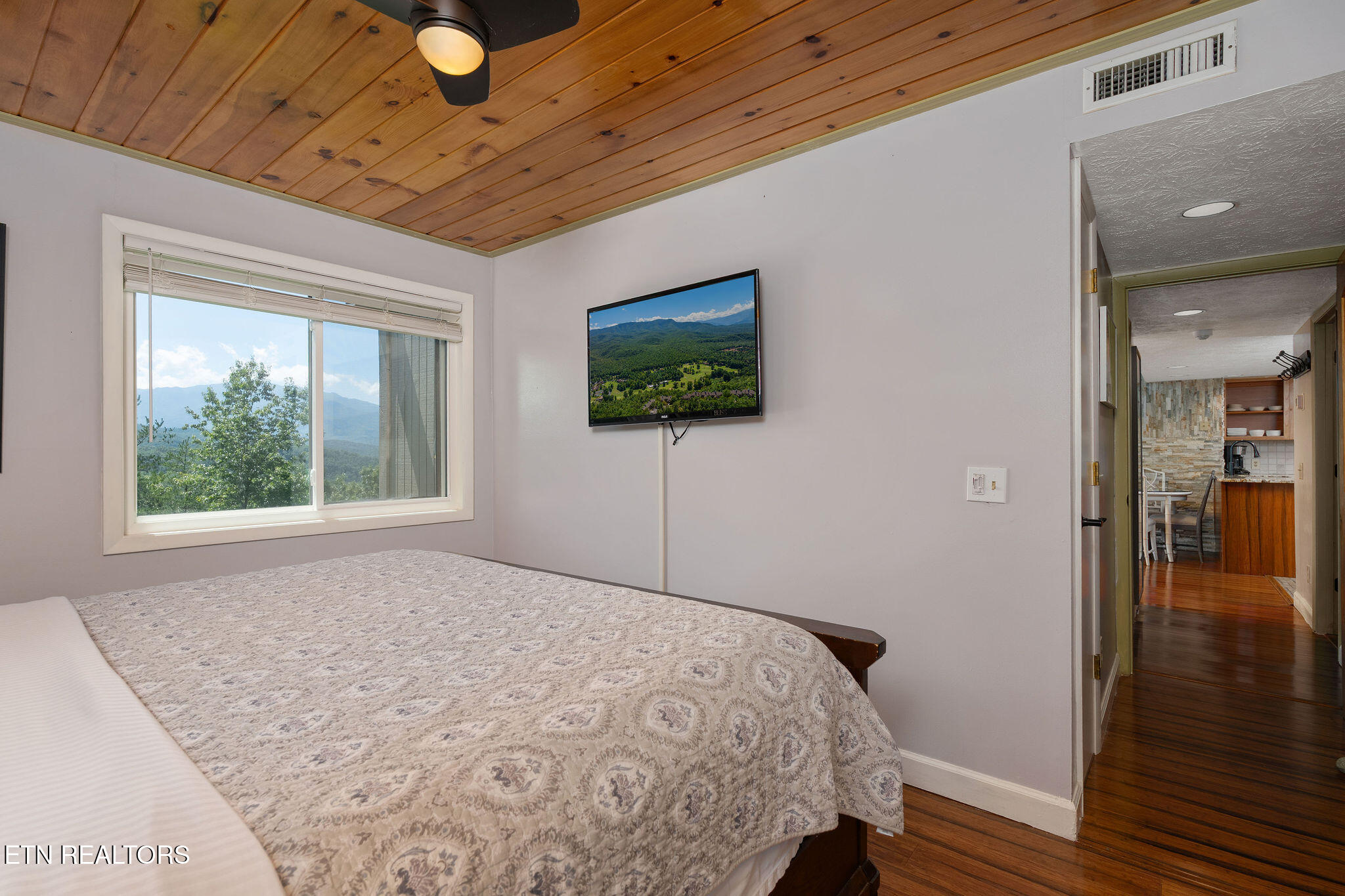3710 Weber Road, Unit 101B Gatlinburg, TN 37738 - Photo 32 of 48 DSC02868