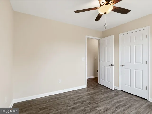 a view of a room with an empty space