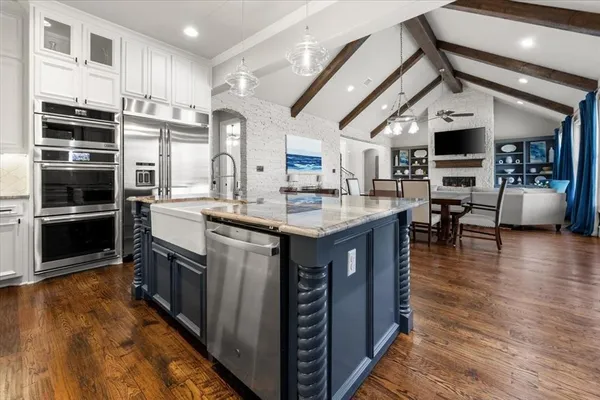 $1,300,000 | 8500 Tierra Court, Benbrook, TX 76126