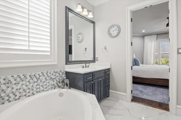 $1,300,000 | 8500 Tierra Court, Benbrook, TX 76126