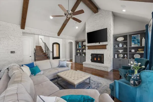 $1,300,000 | 8500 Tierra Court, Benbrook, TX 76126