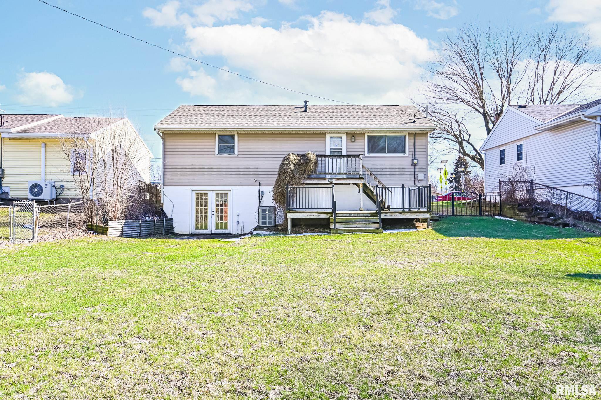 2256 Washington Road Washington, IL 61571 - Photo 5 of 28