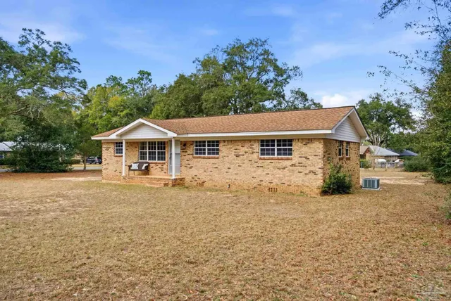 $181,000 | 5402 Douglas Street, Milton, FL 32570