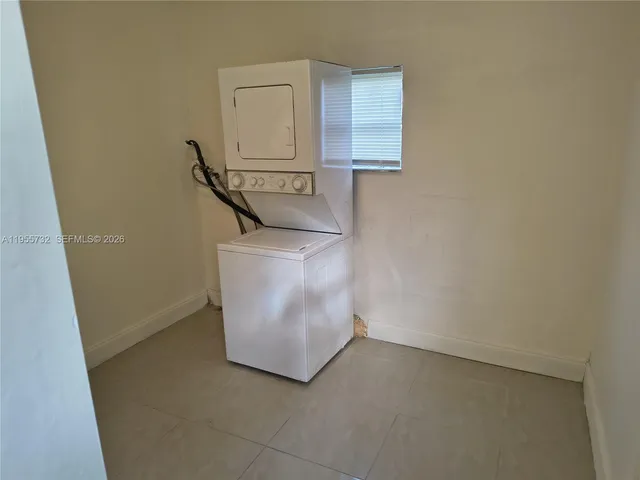 $2,500 | 1030 Northwest 106th Street, Unit 1, Miami, FL 33150