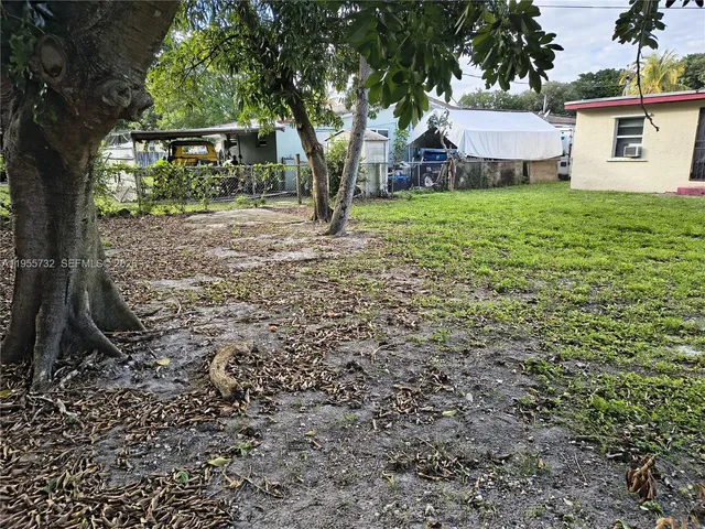 $2,500 | 1030 Northwest 106th Street, Unit 1, Miami, FL 33150