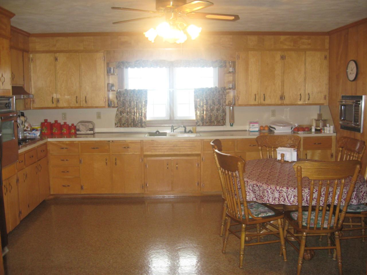 1504 Sontag Road Rocky Mount, VA 24151 - Photo 7 of 21 Kitchen