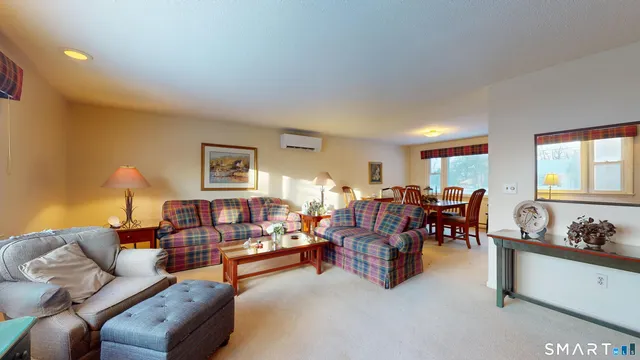 $310,000 | 58 Berkeley Place, Newington, CT 06111